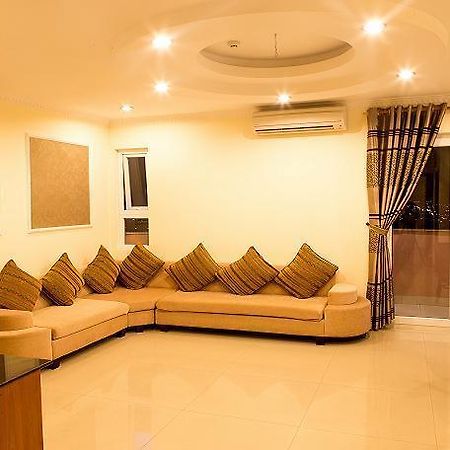 Bien Vang Hotel Danang Exterior photo