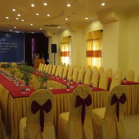 Bien Vang Hotel Danang Exterior photo