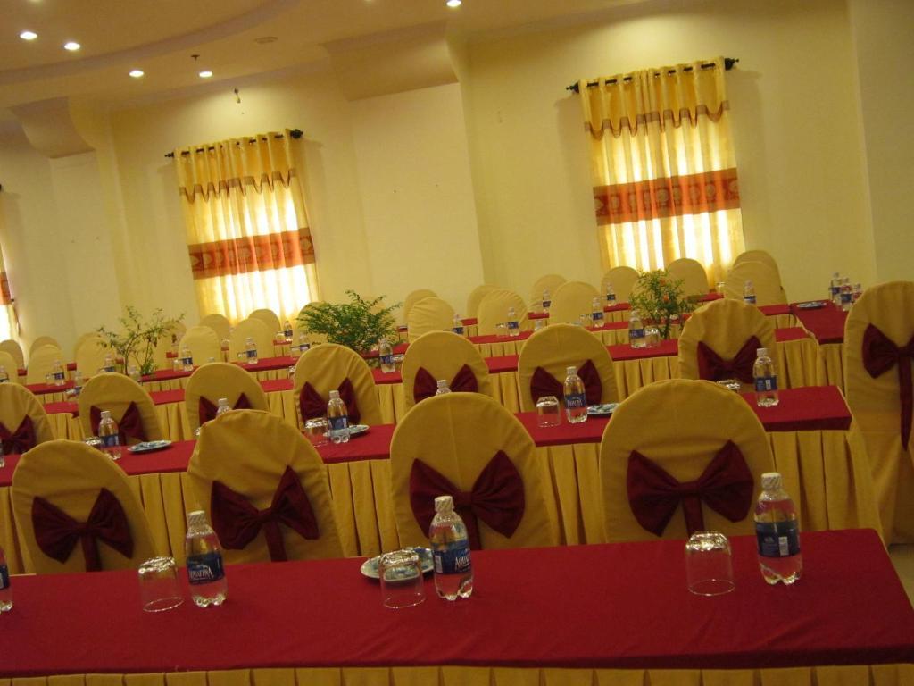 Bien Vang Hotel Danang Exterior photo