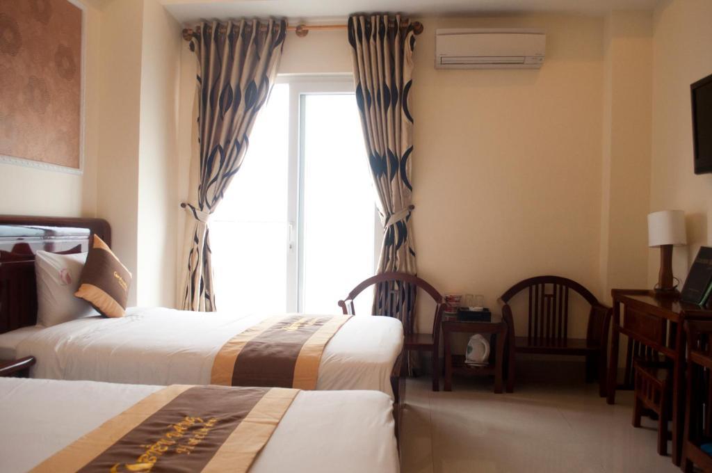 Bien Vang Hotel Danang Room photo
